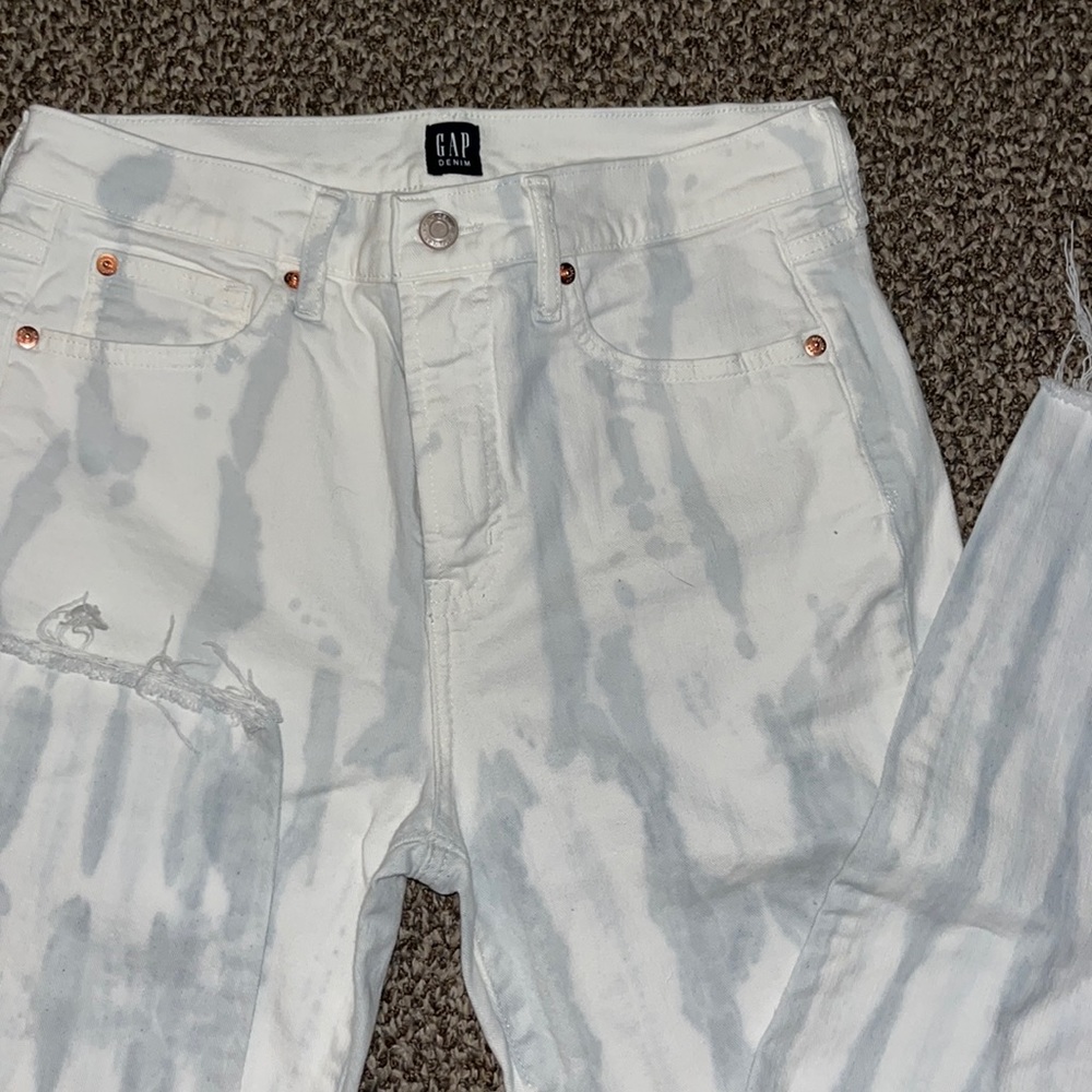 GAP Women’s Blue/White Died Skinny Jean
